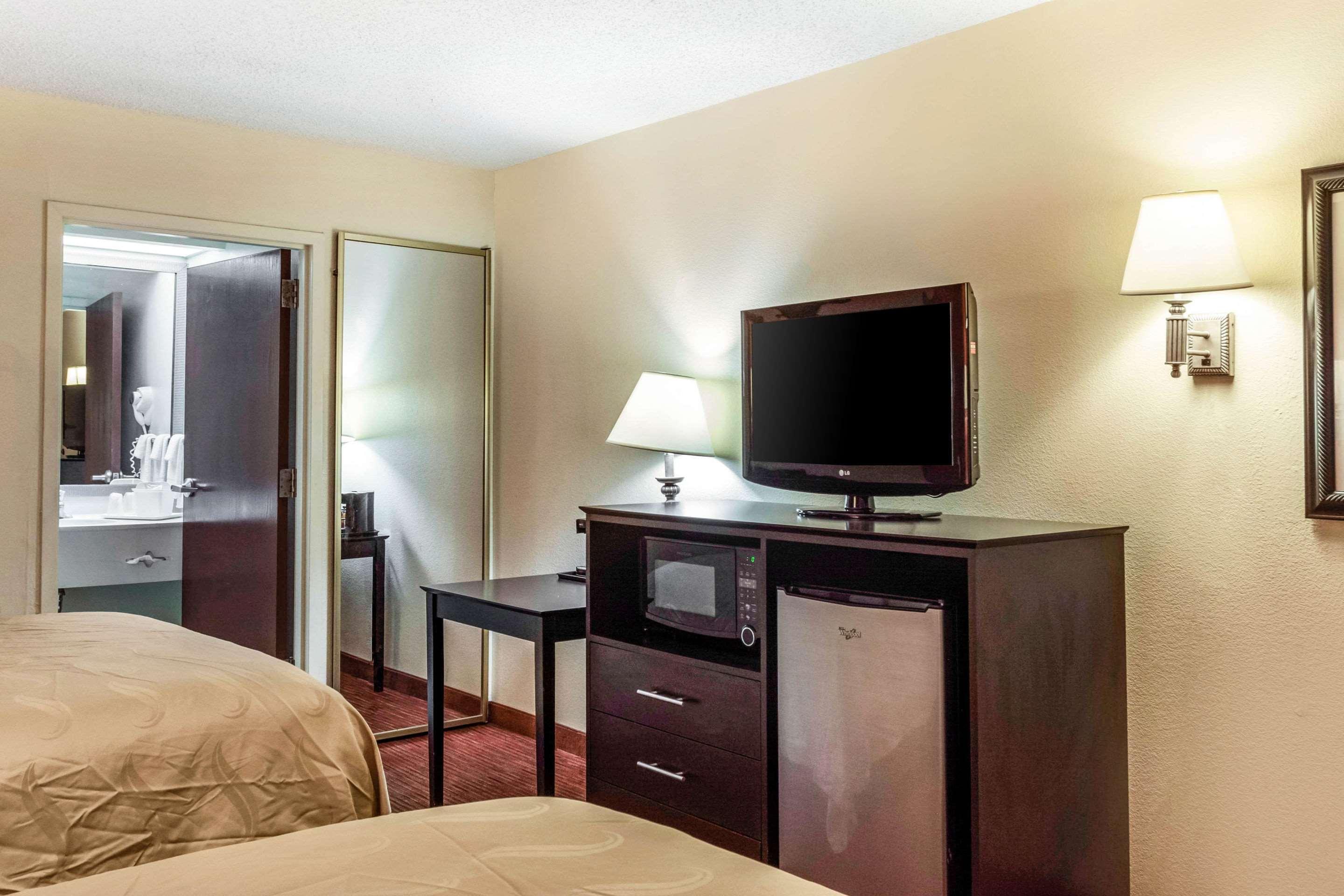 Quality Inn Albany Bagian luar foto