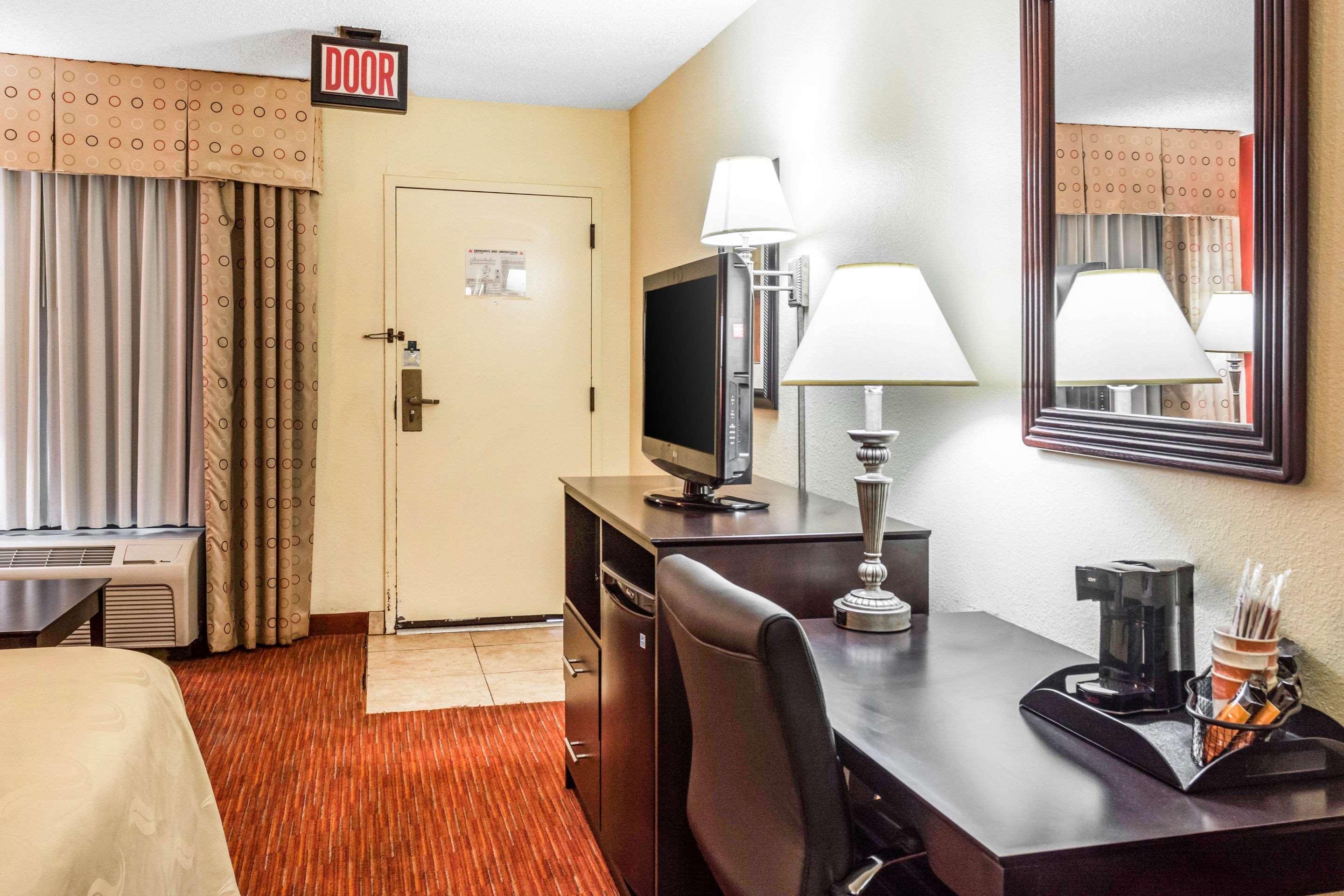 Quality Inn Albany Bagian luar foto
